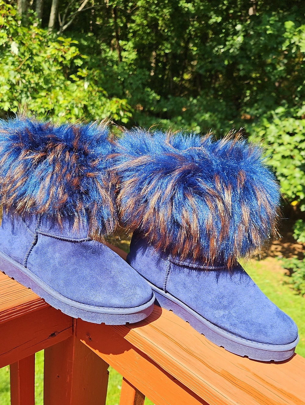 Rogue Helium Midnight Blue Navy Boots with Brown-Trim Faux Fur Cuff Size 8.5